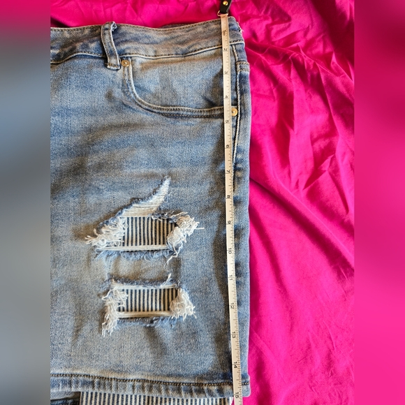 KanCan Light Blue Distressed Jean Shorts-NWOT - Picture 6 of 11